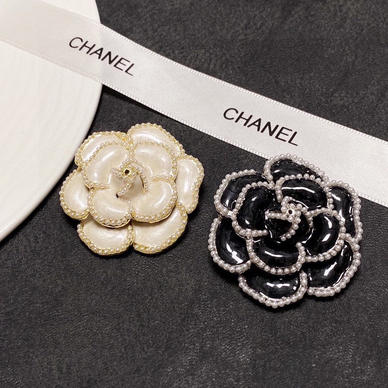 Brooch