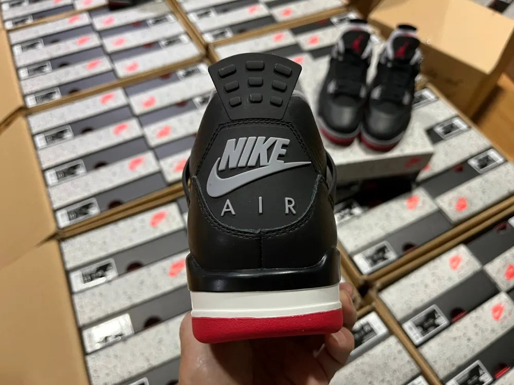 classic Air Jordan 4 Retro Black Cat - Hình 3