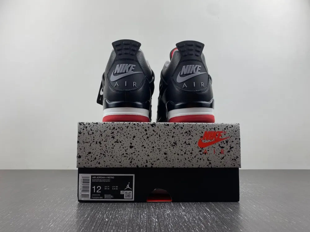 classic Air Jordan 4 Retro Black Cat - Hình 6