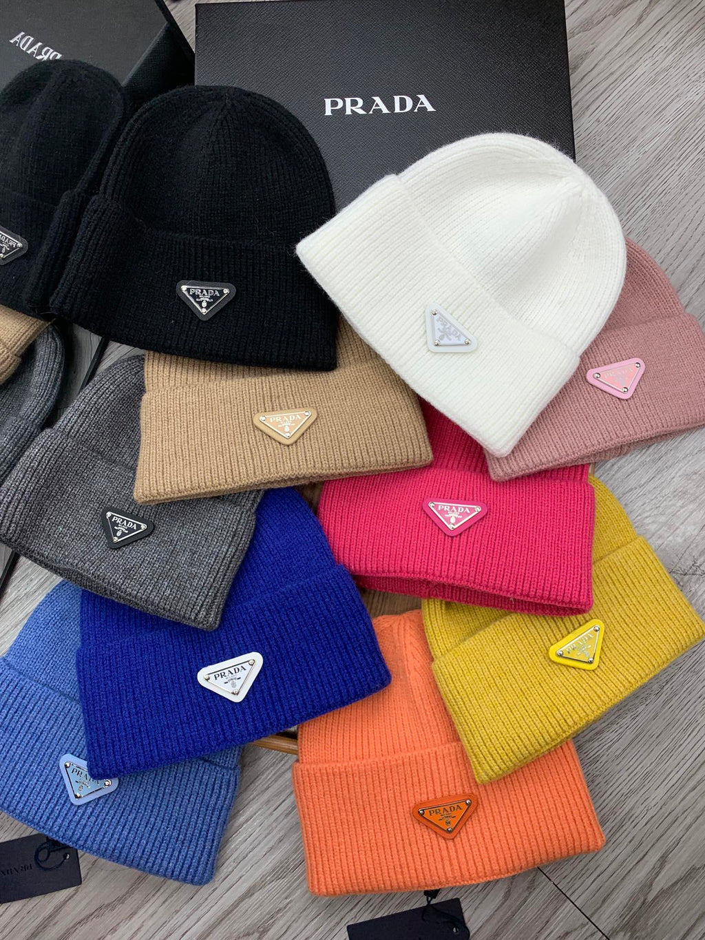 PRADA BEANIIE HAT IN CLASSIC YELLOW WOOL 335035