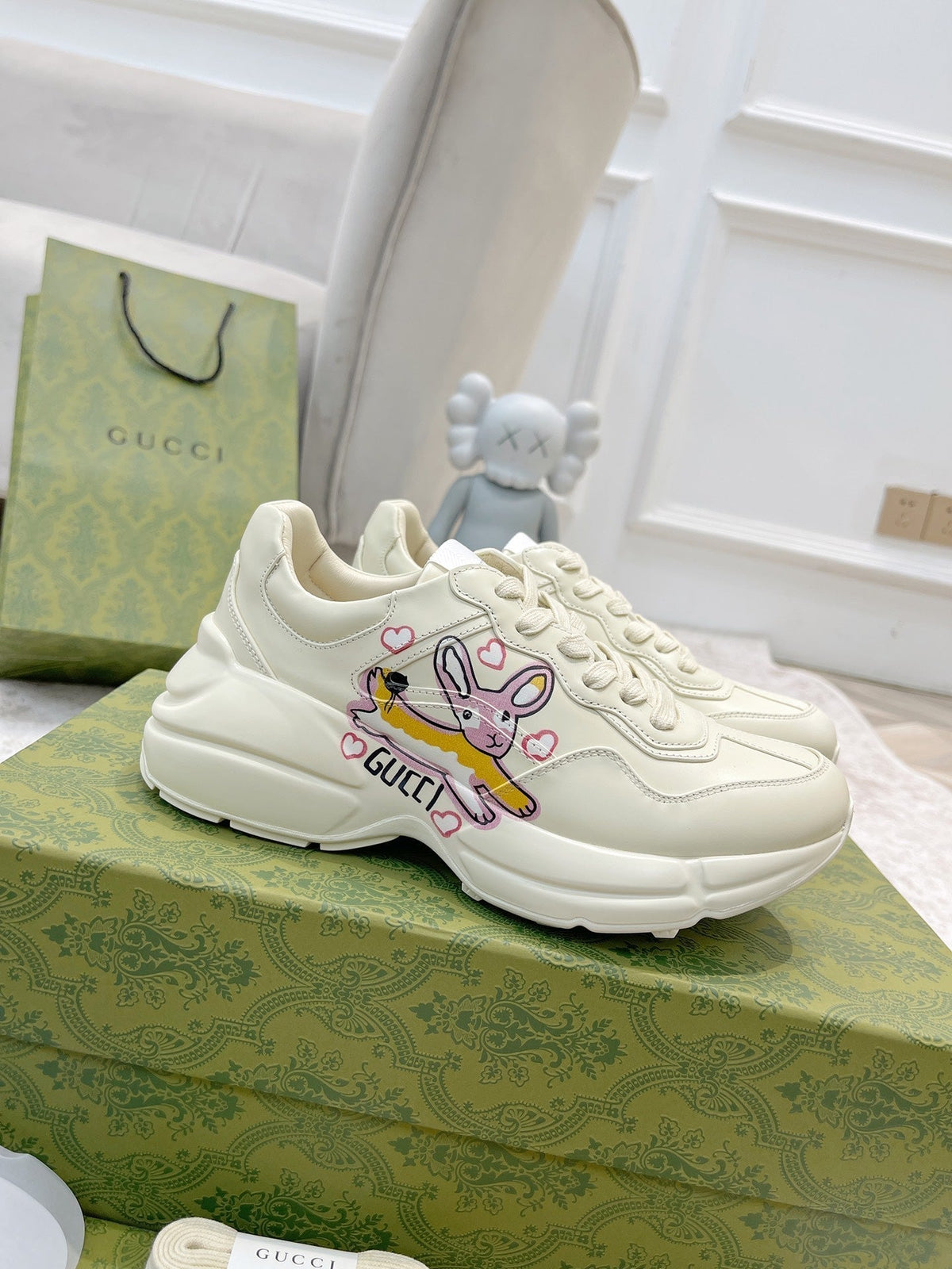 GUCCI RHYTON TRAINER WHITE LAMBSKIN WITH FOX ICON