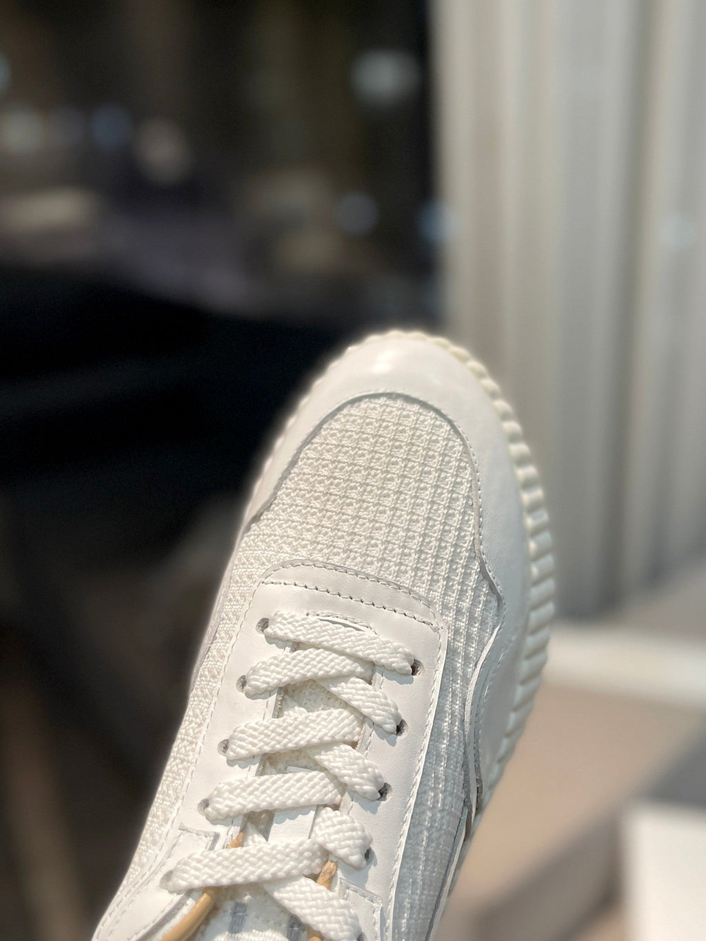 CHLOE NAMA SNEAKER IN WHITE LAMBSKIN AND SUEDE