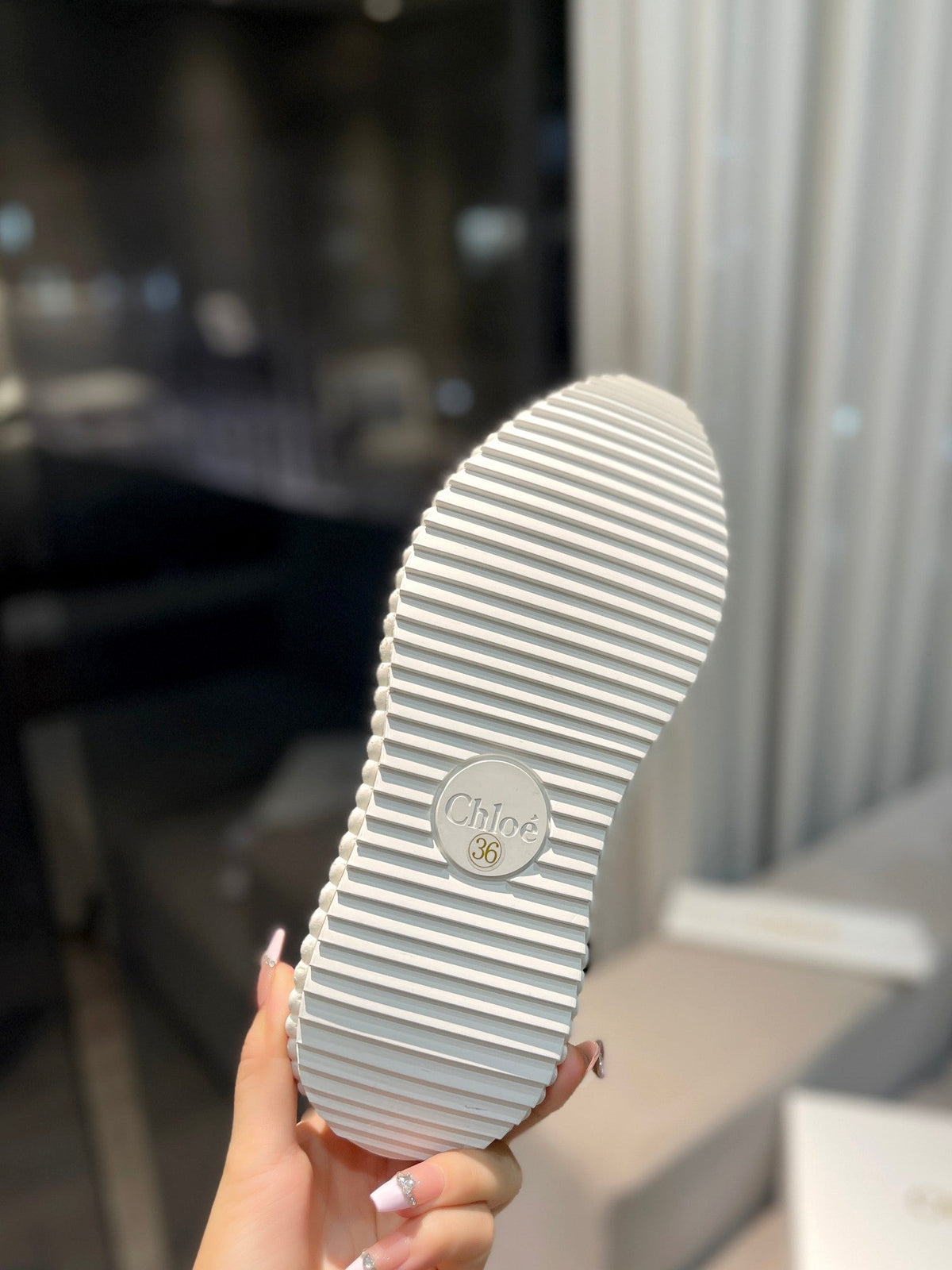 CHLOE NAMA SNEAKER IN WHITE LAMBSKIN AND SUEDE