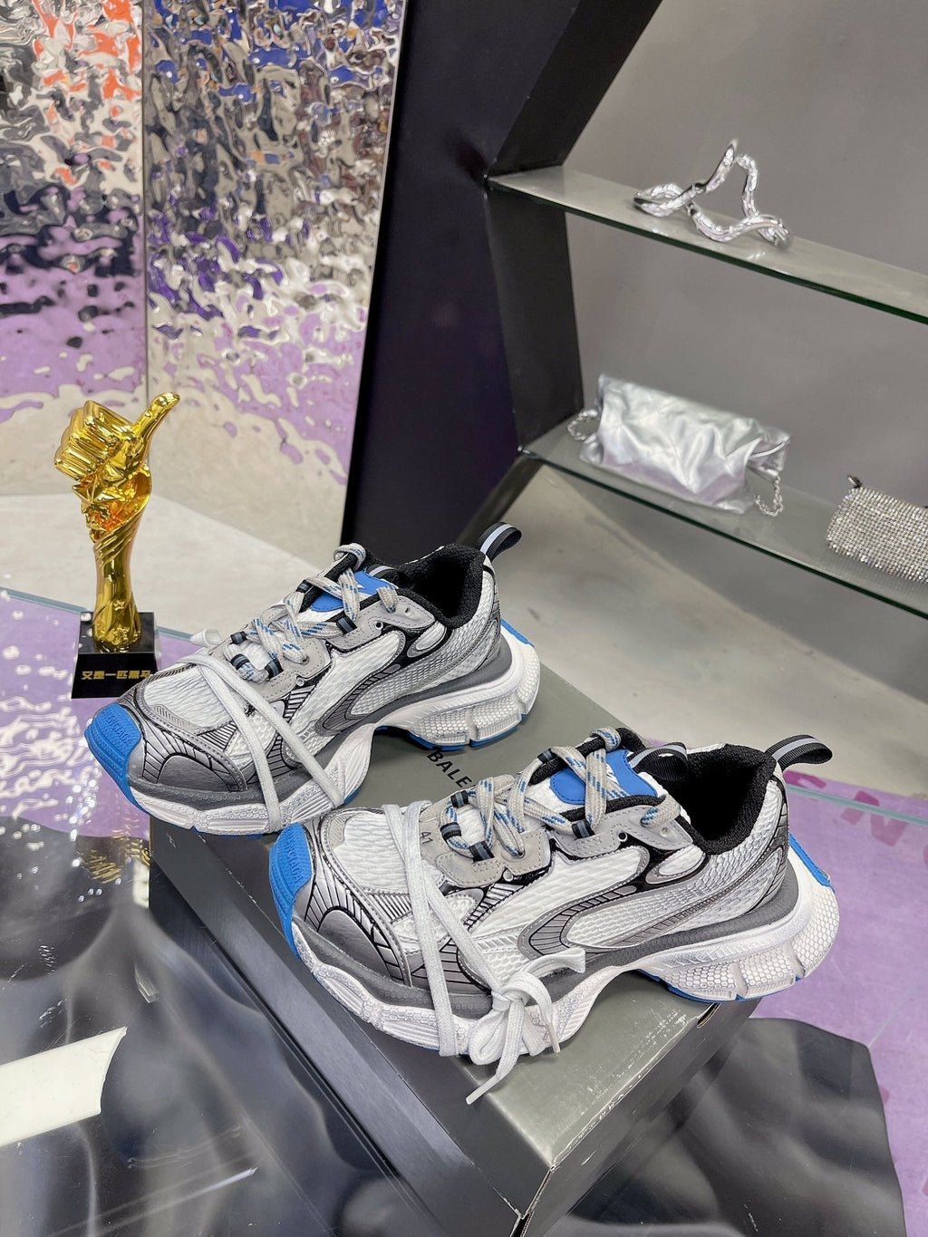 BALENCIAGA 3XL SNEAKER IN WHITE GRAY BLUE MESH AND POLYURETHANE