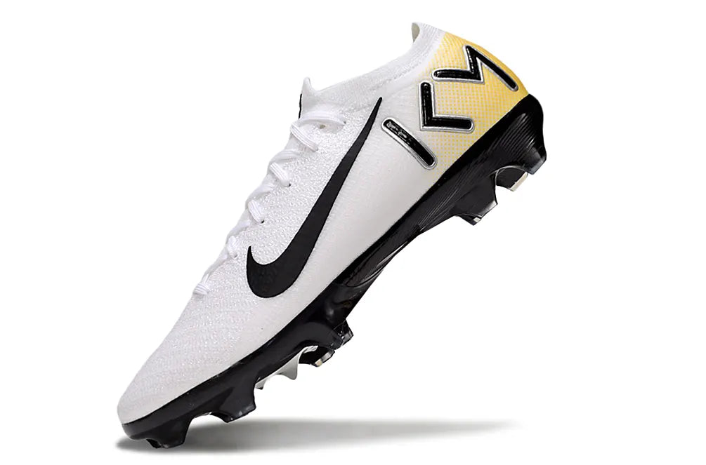 Nike Mbappe Soccer Cleats - Hình 2