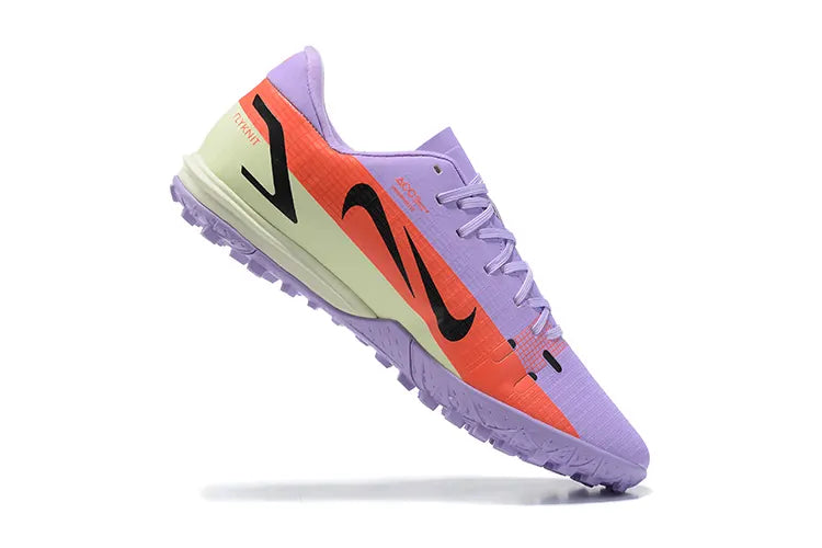 Nike Lilac Soccer Cleats - Hình 2