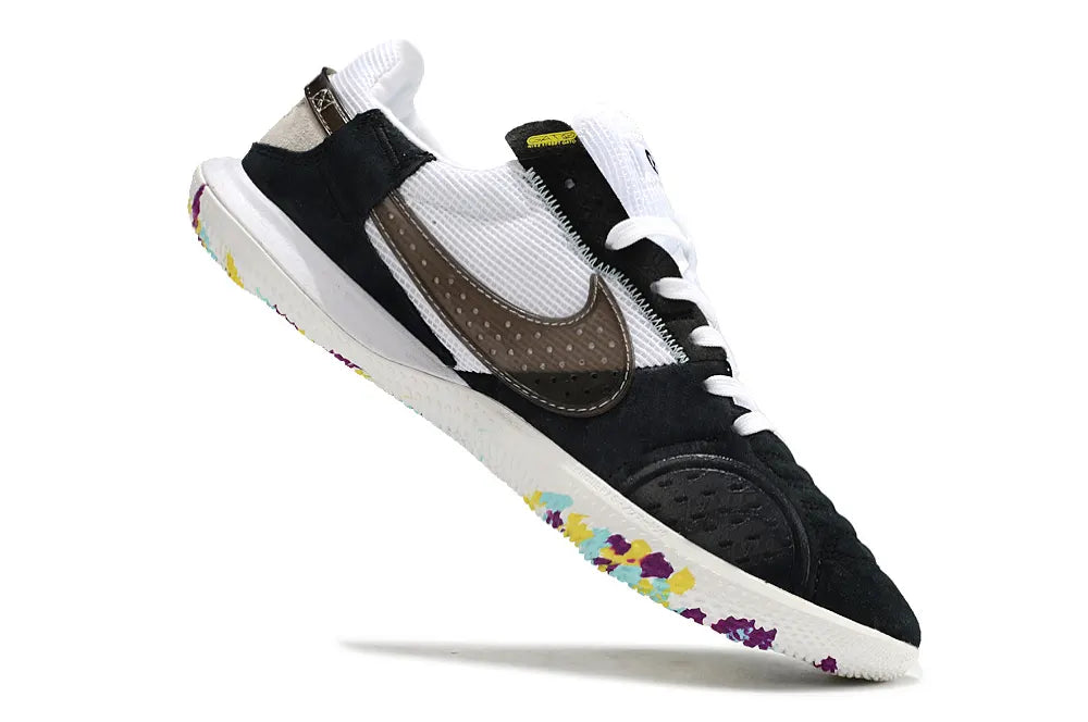 Nike Squash-Type Black/White