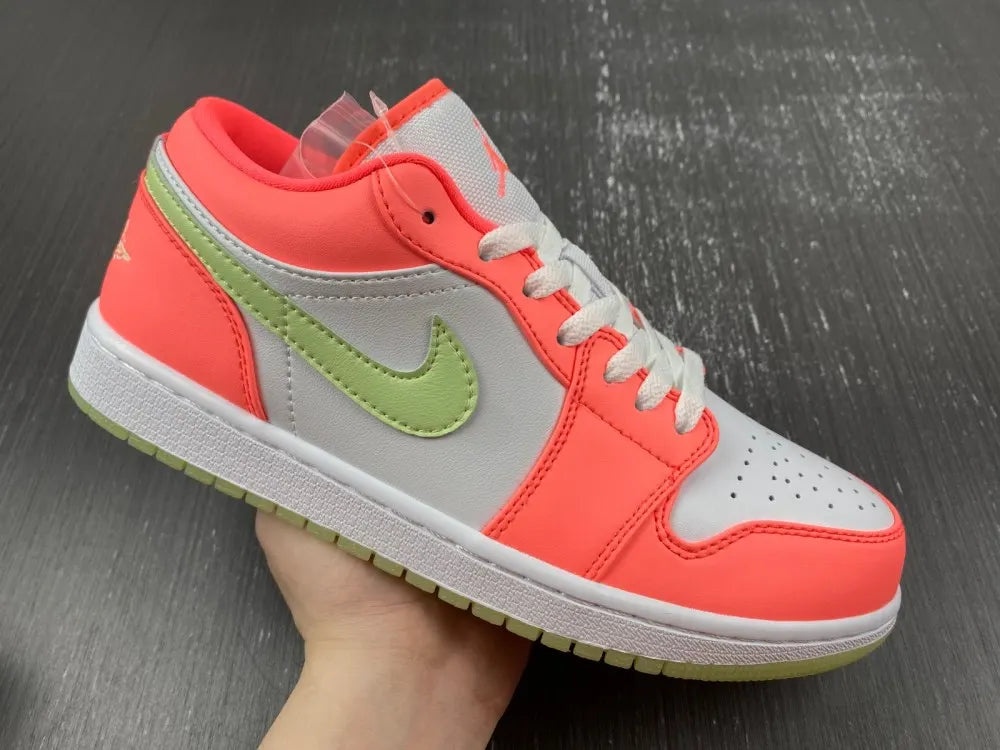 Air Jordan 1 Low Coral - Hình 18