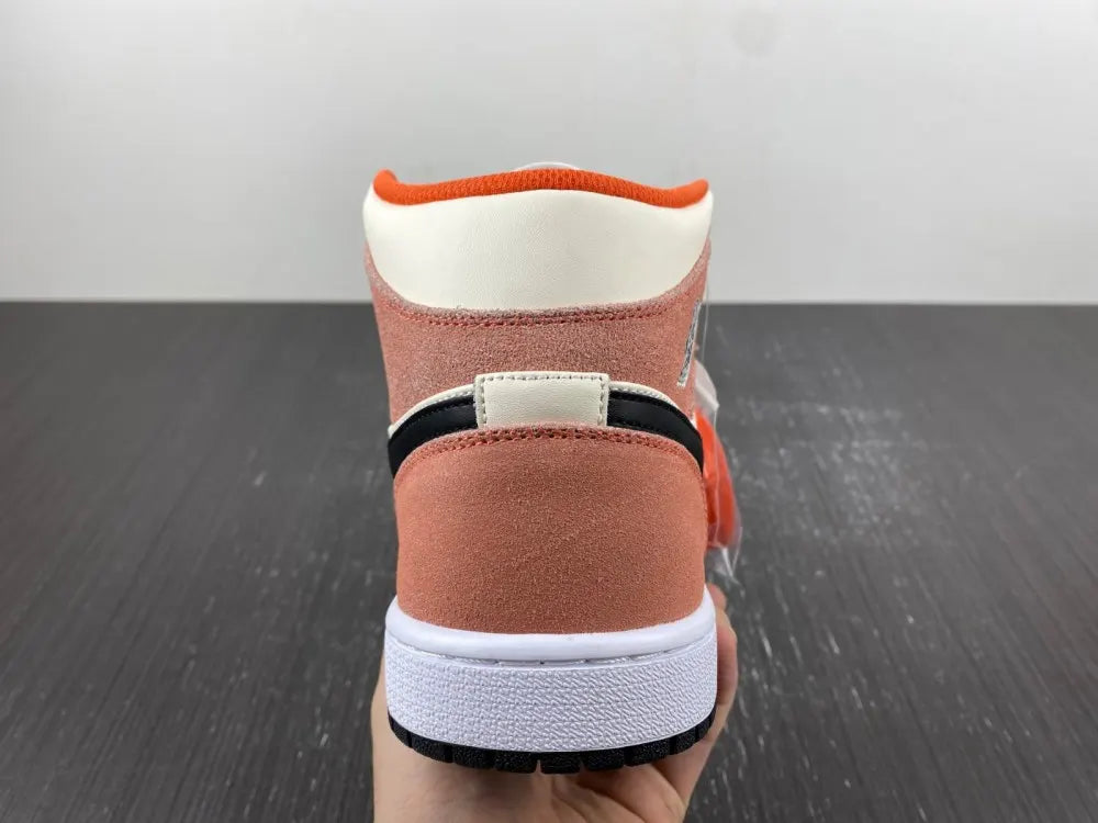 Air Jordan 1 Mid Coral Chalk - Hình 10
