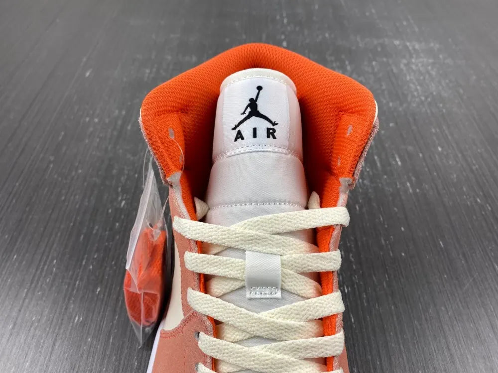 Air Jordan 1 Mid Coral Chalk - Hình 18