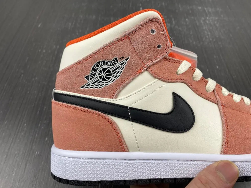 Air Jordan 1 Mid Coral Chalk - Hình 13