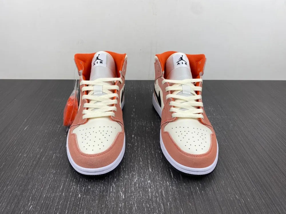 Air Jordan 1 Mid Coral Chalk - Hình 15