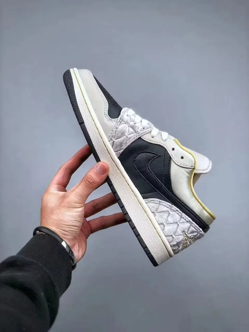 rhinestone Air Jordan 1 Low White Grey - Hình 2