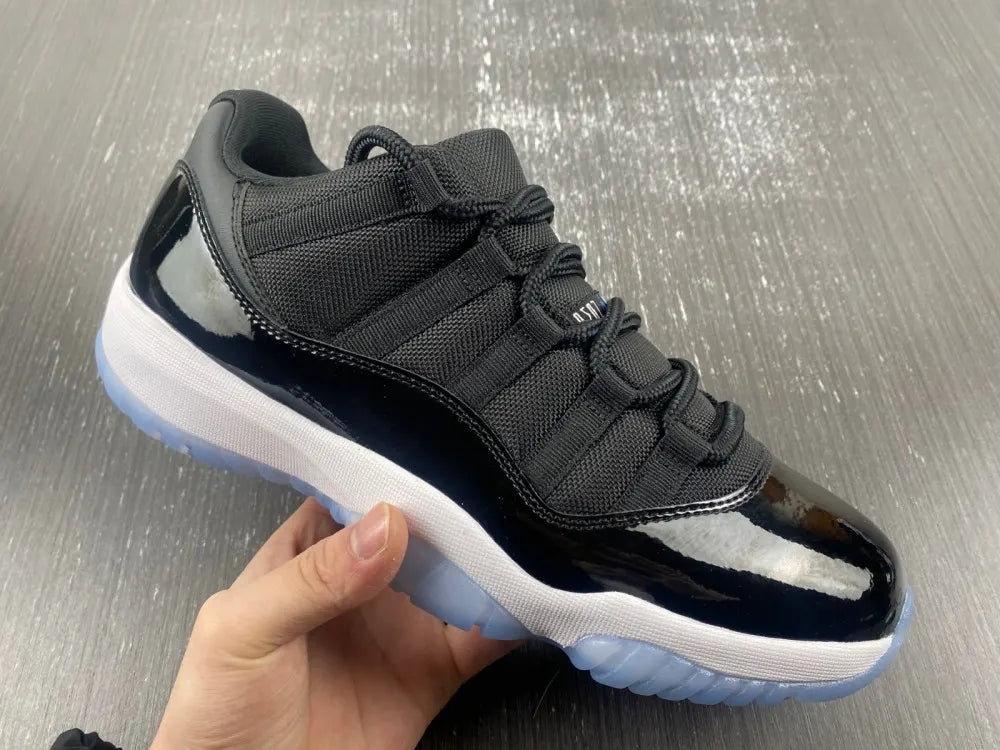 Air Jordan 11 Low IE Space Jam - Hình 7