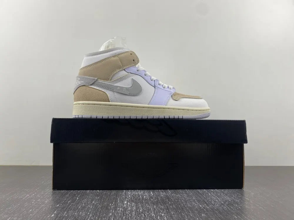 Air Jordan 1 Mid Tan Suede - Hình 3