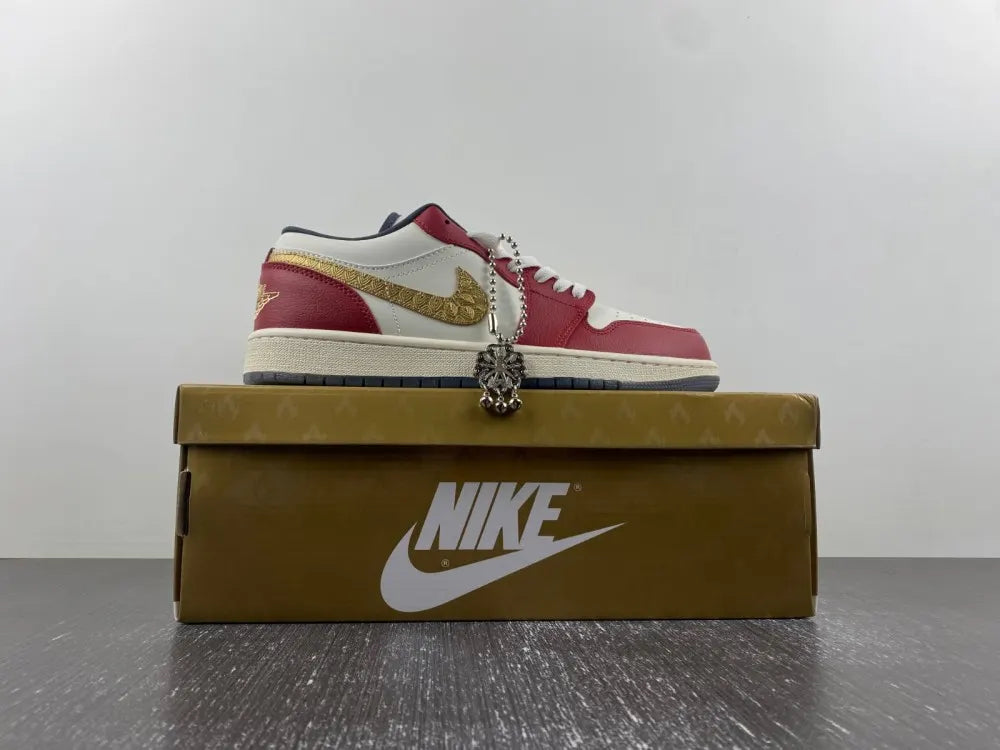 limited Air Jordan 1 Low Burgundy Gold - Hình 2