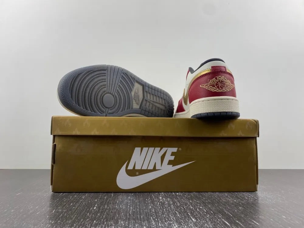 limited Air Jordan 1 Low Burgundy Gold - Hình 3