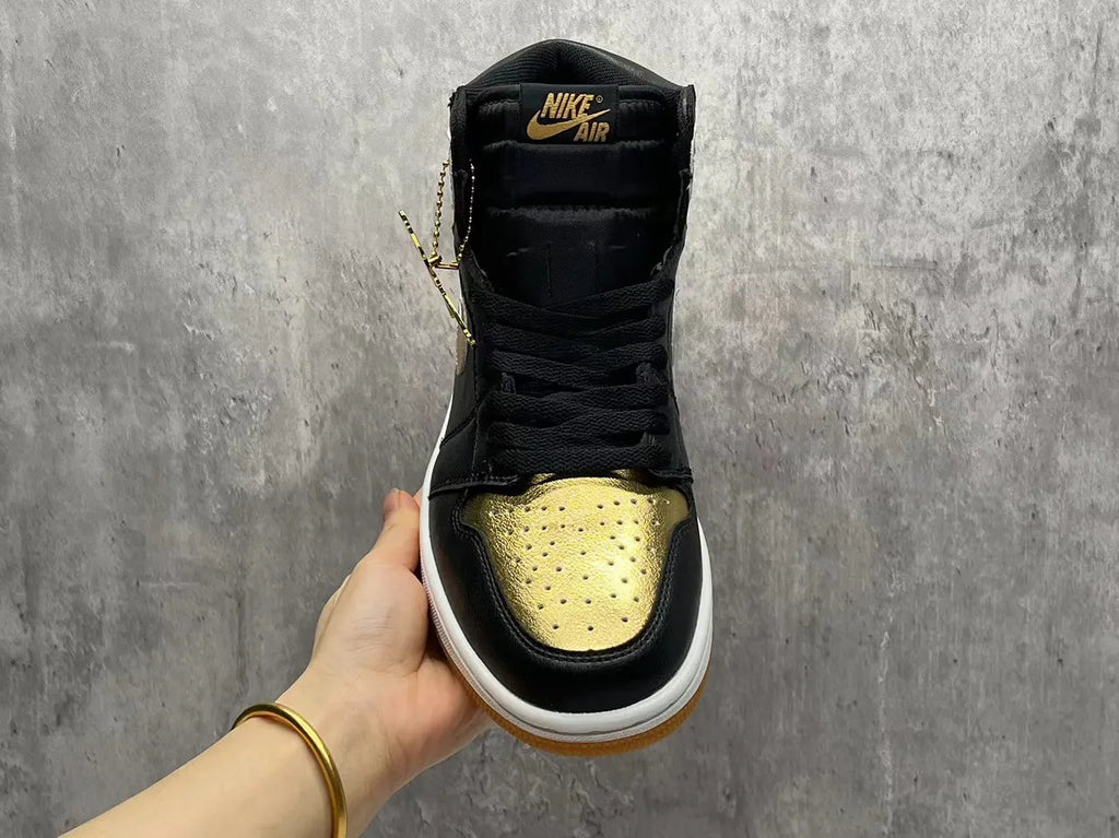 limited Air Jordan 1 High Black Gold - Hình 6
