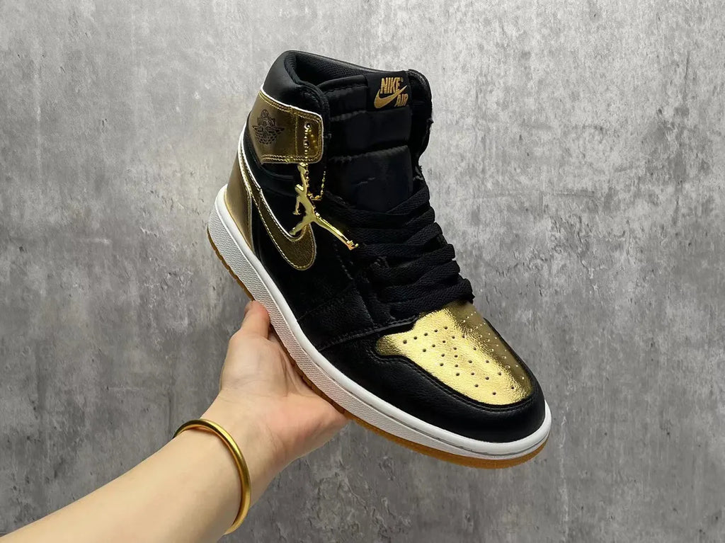 limited Air Jordan 1 High Black Gold - Hình 7