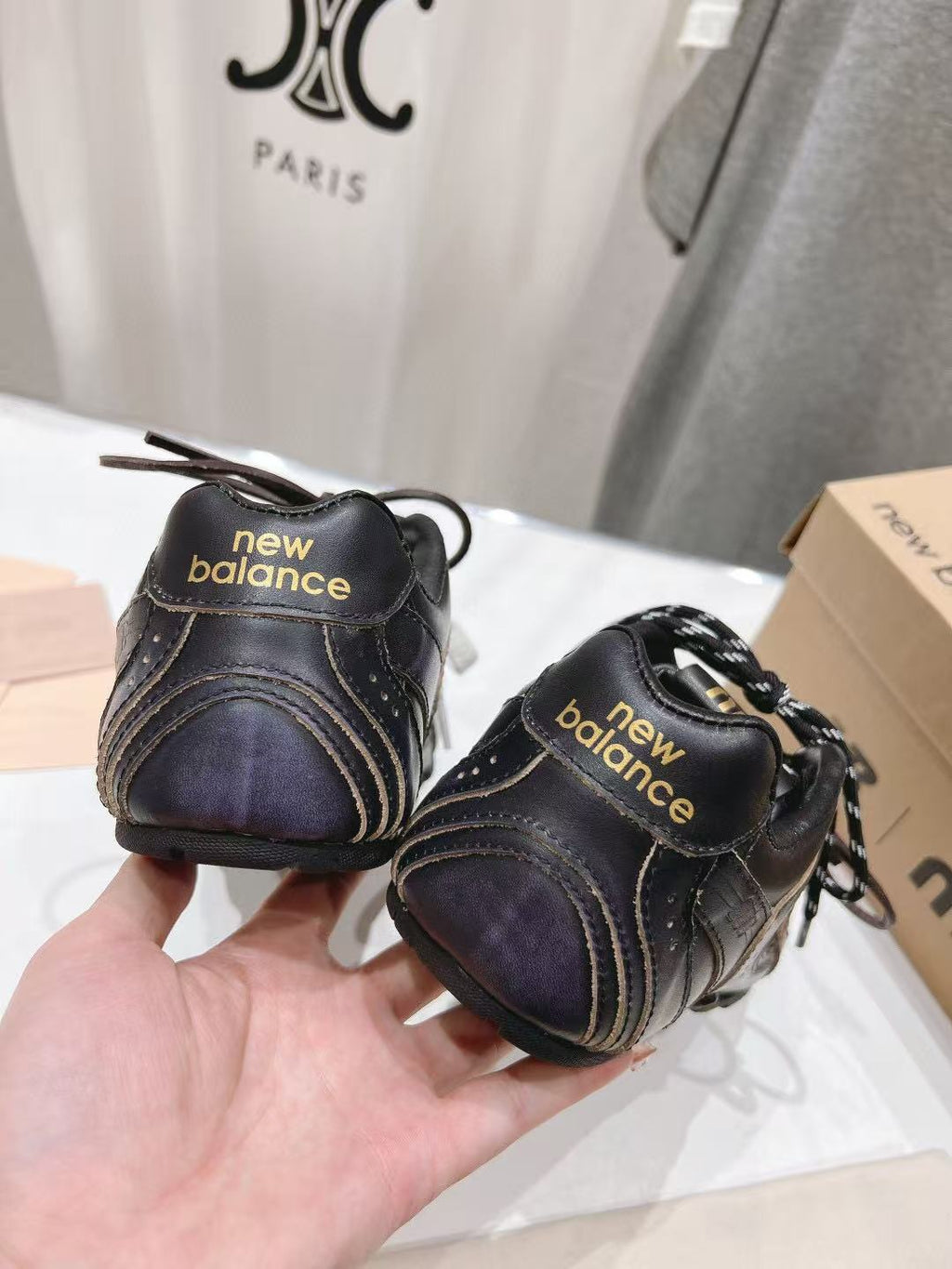 MIU MIU X NEW BALANCE SNEAKER 530 IN BLACK CALFSKIN