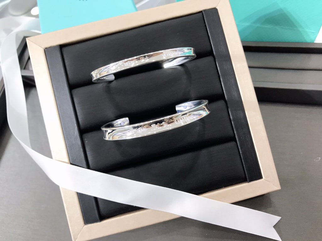 TIFFANY 1837 CUFF IN SILVER NARROW