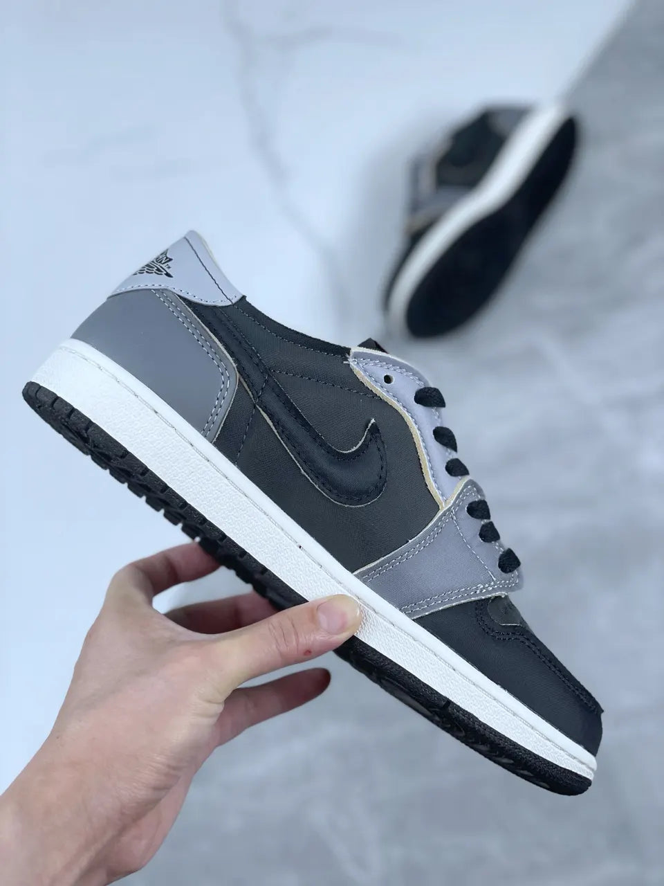 Air Jordan 1 Low Black Grey nike - Hình 4