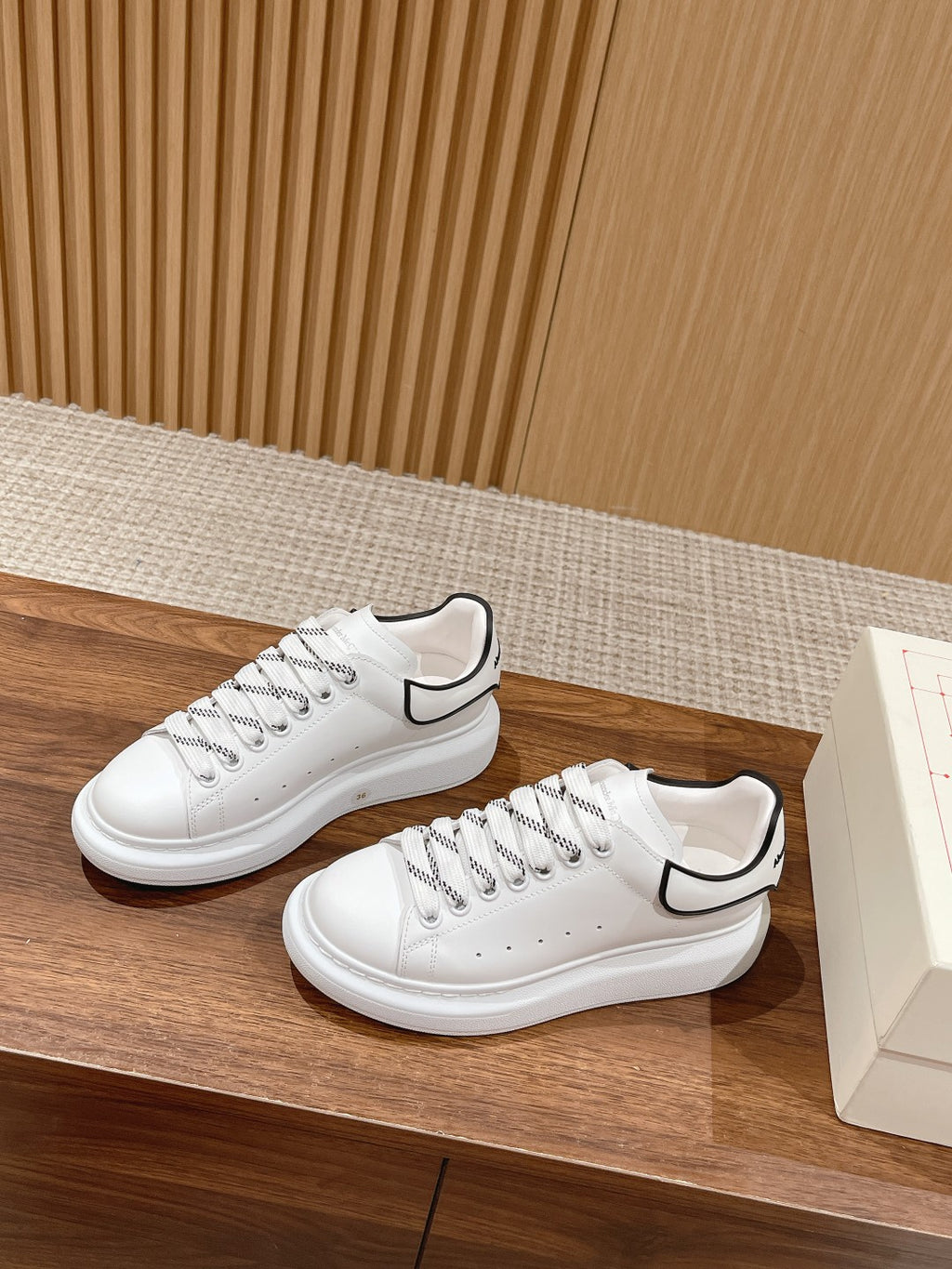 Alexander McQueen Black & White Designer Shoes EU 35-44 - detail image 2
