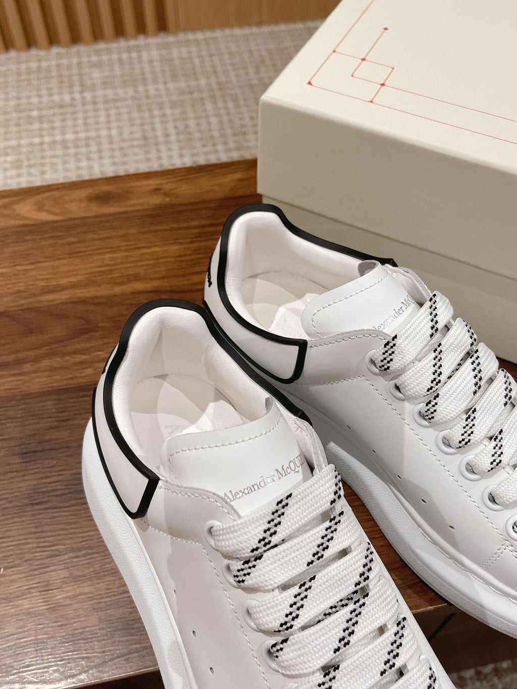 Alexander McQueen Black & White Designer Shoes EU 35-44 - detail image 6