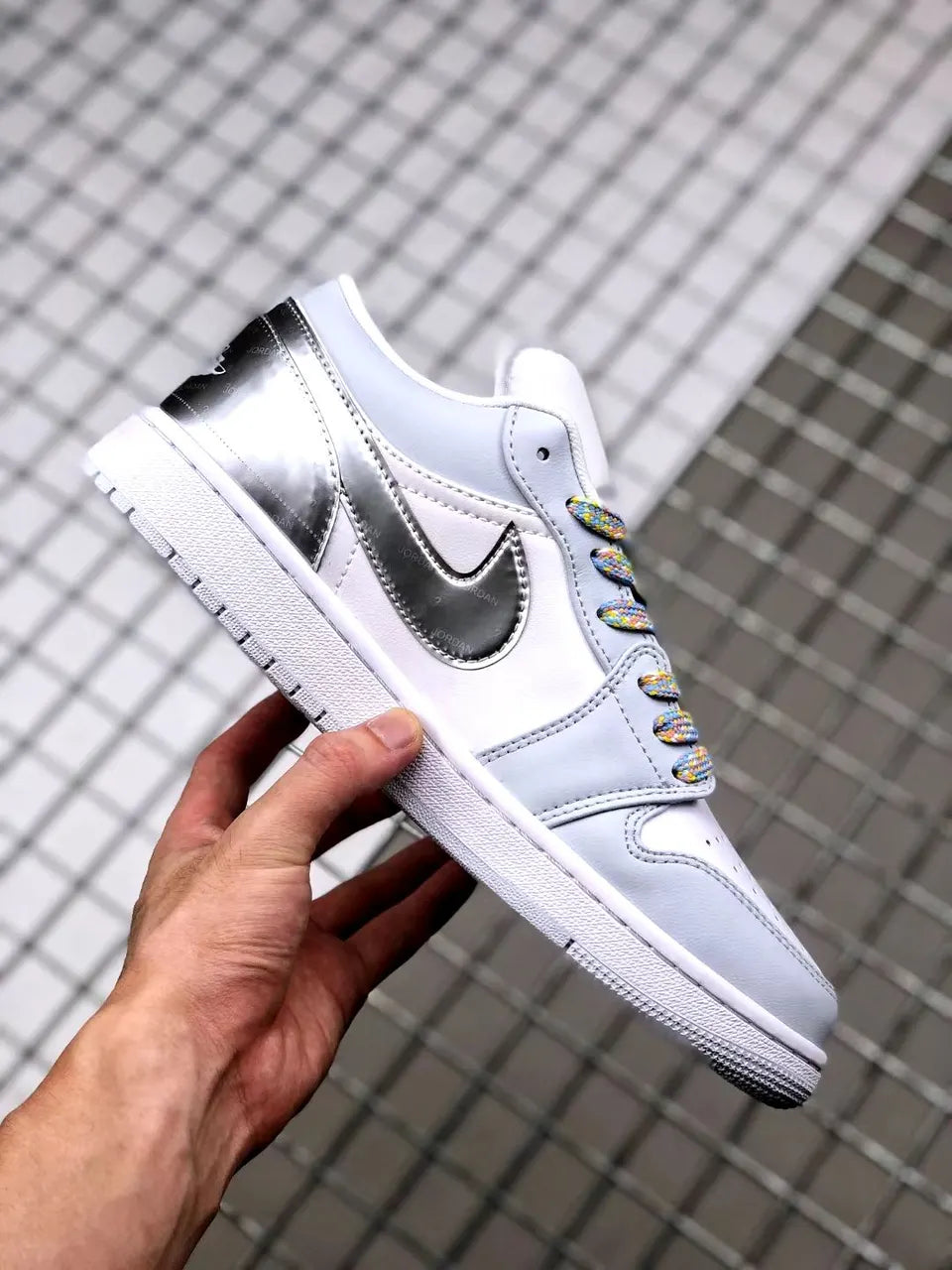 premium Air Jordan 1 Low Silver - Hình 4