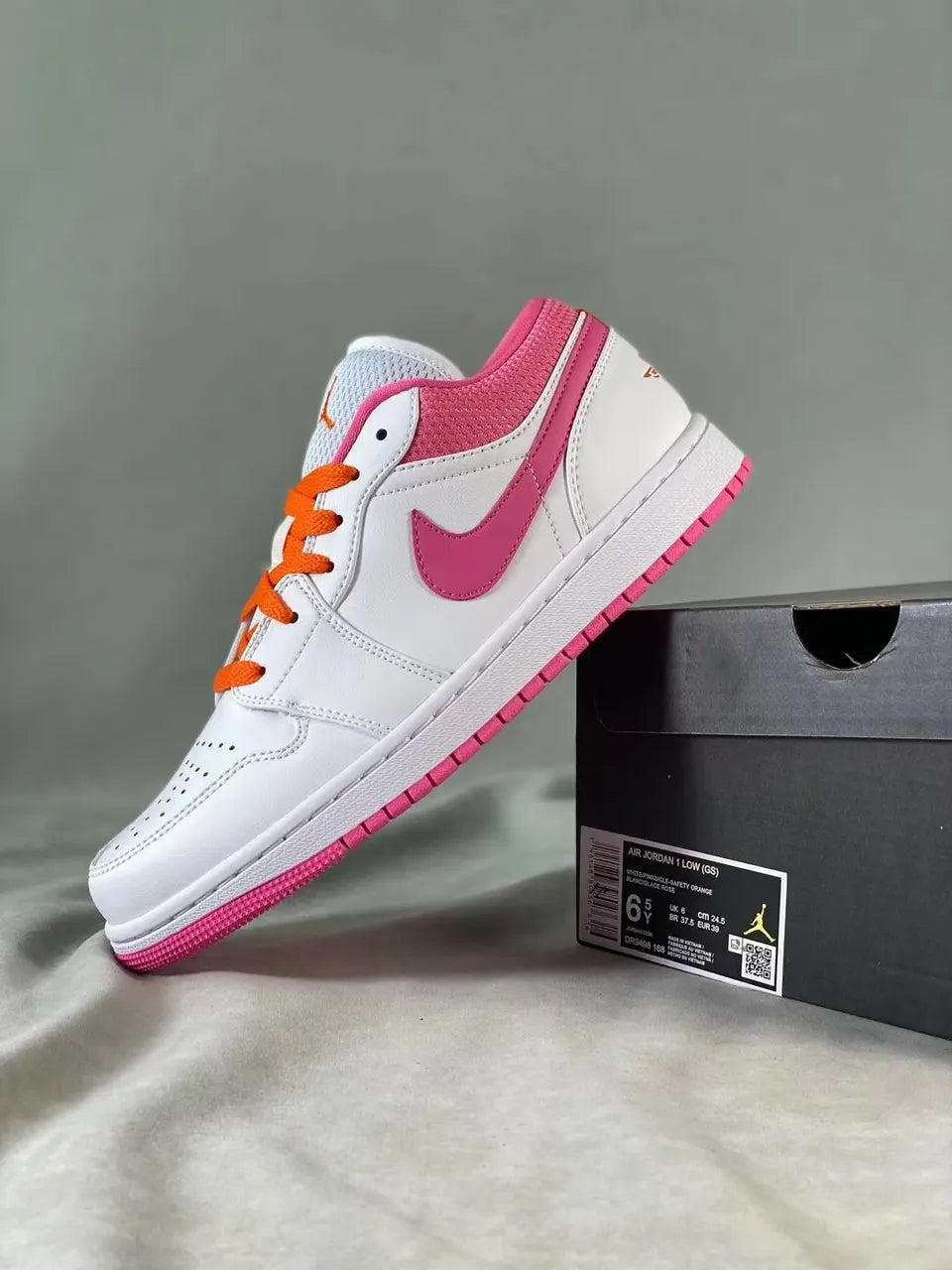 Air Jordan 1 Low White Pink - Hình 3