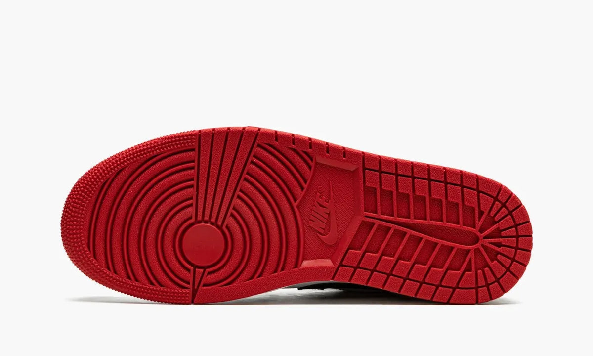 Air Jordan 1 Low sneakers: Top 1 Premium Black Toe 2024 Edition
