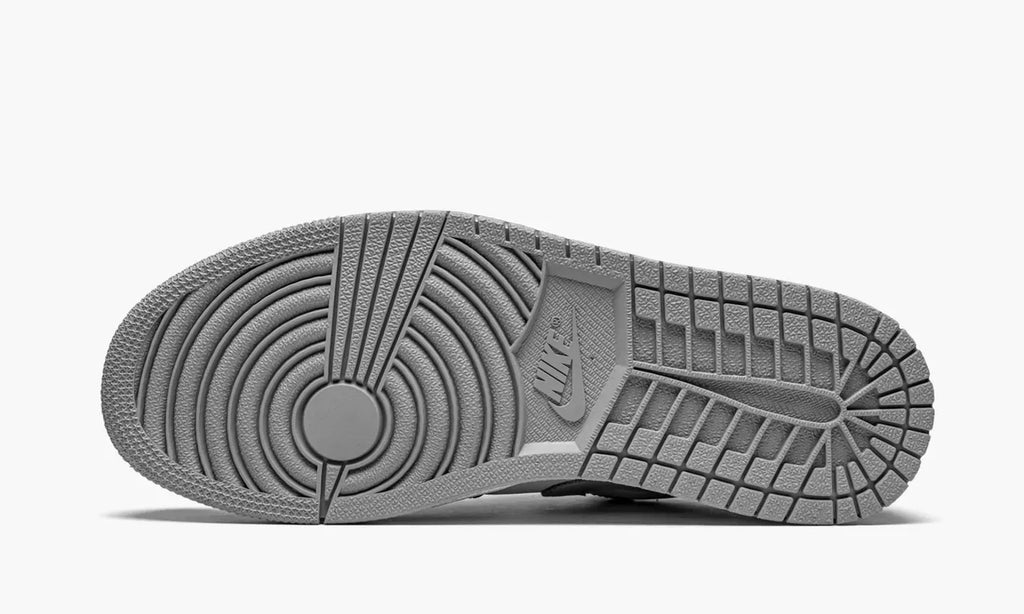 Air Jordan 1 Low Premium Light Smoke Grey: The Top 1 Essential Sneaker of 2024