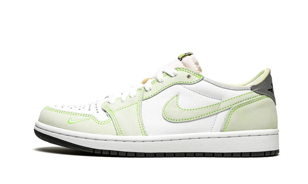 Air Jordan 1 Low Ghost Green