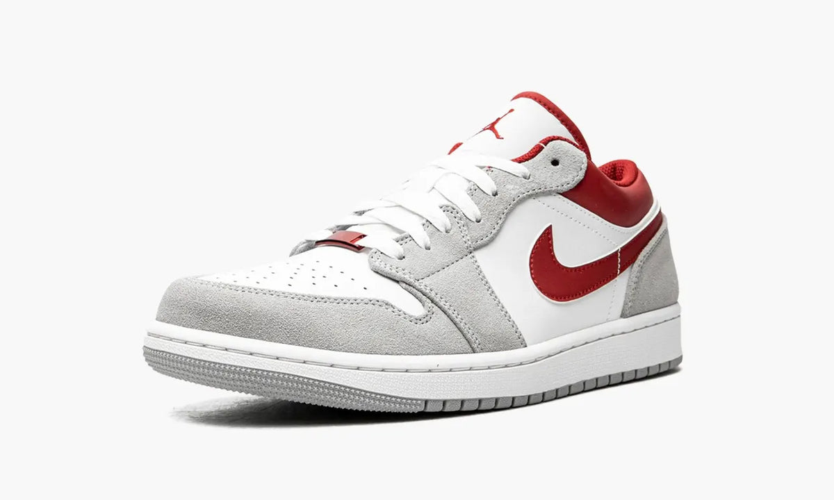 Air Jordan 1 Low Sneakers: Premium 2024 Edition for Style and Comfort