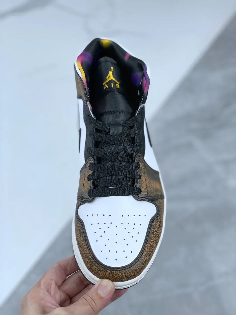 Air Jordan 1 Mid Brown White - Hình 8