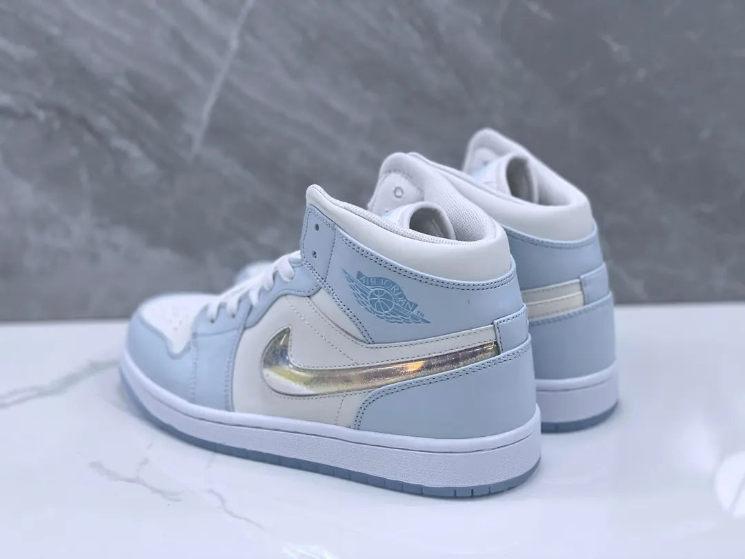 chrome Air Jordan 1 Mid Ice Blue - Hình 7