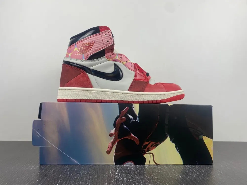 Air Jordan 1 Spider-Verse - Hình 4