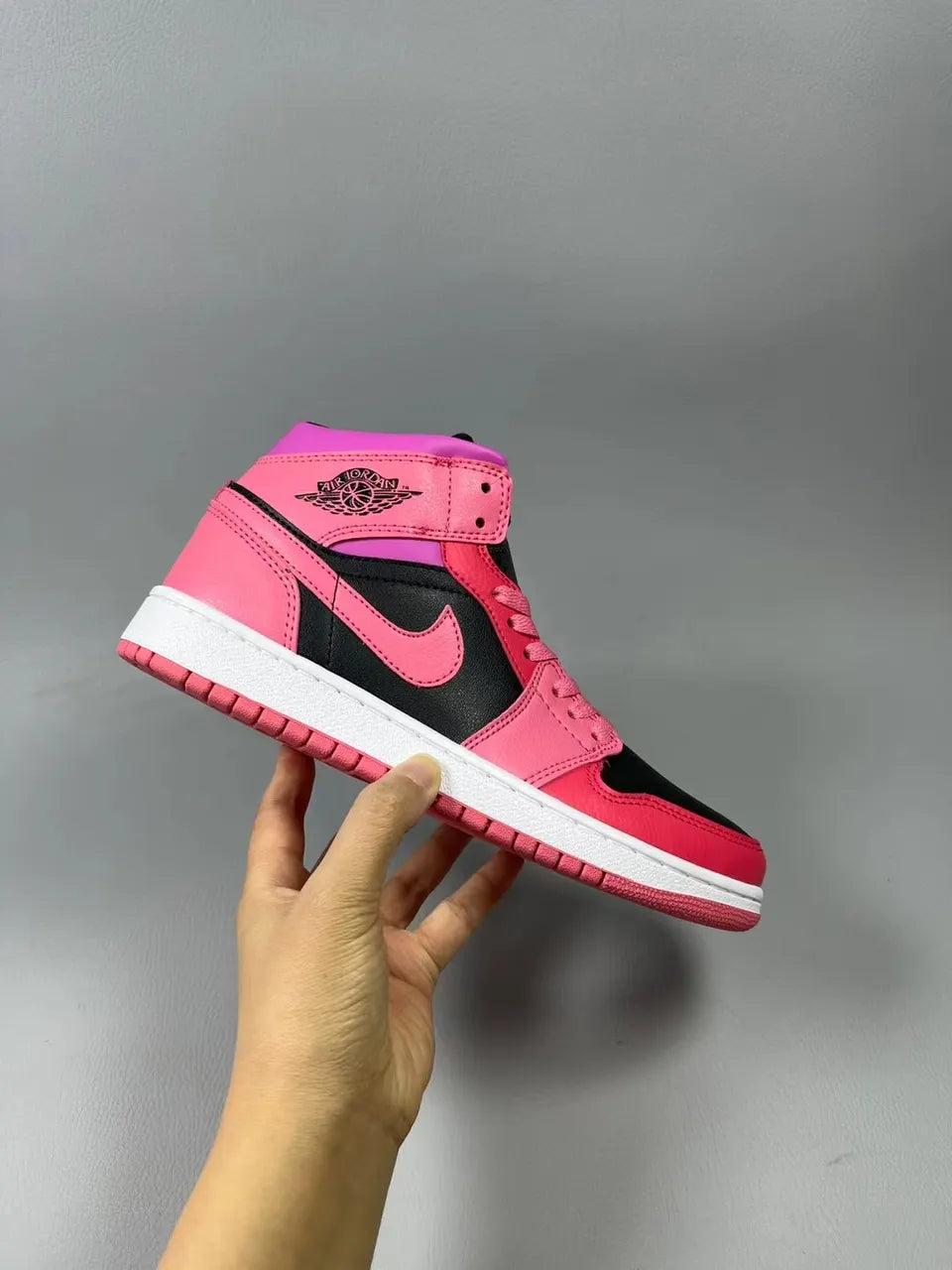 Air Jordan 1 Mid Pink Black - Hình 2
