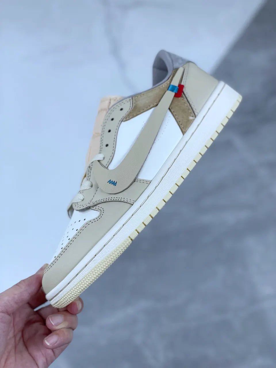 Nike AJ1 Low Grey Beige - Hình 6
