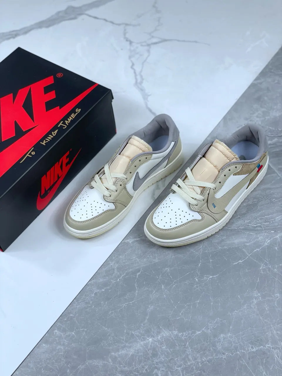 Nike AJ1 Low Grey Beige