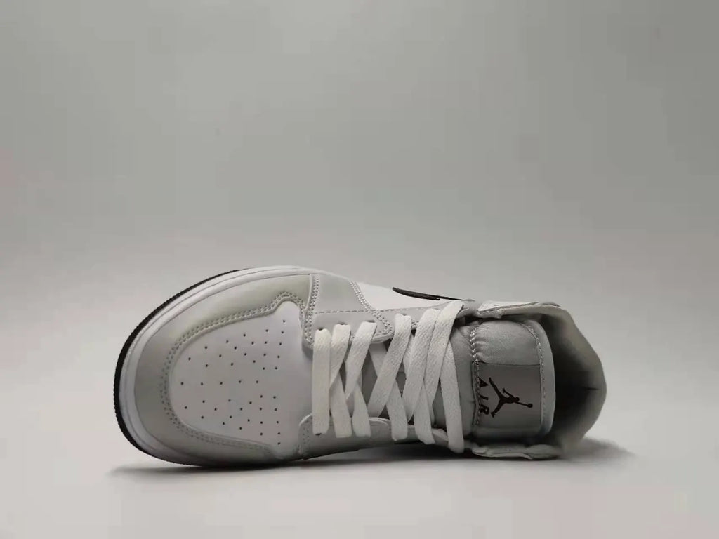 Air Jordan 1 Mid Gray - Hình 5