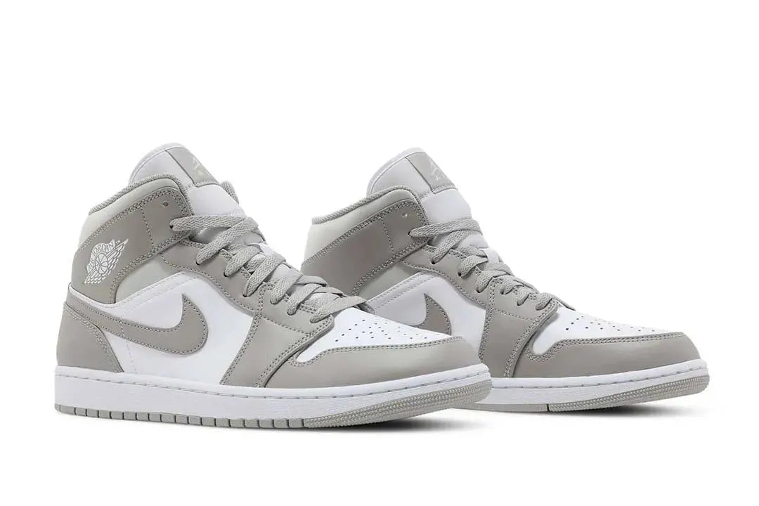 Air Jordan 1 Mid Grey