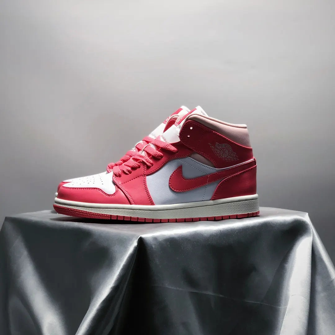 iconic Air Jordan 1 Mid Coral Chalk - Hình 6