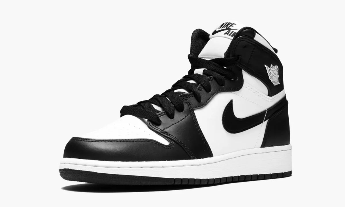 Air Jordan 1 High sneakers: Top 1 Premium Black & White Luxury Edition