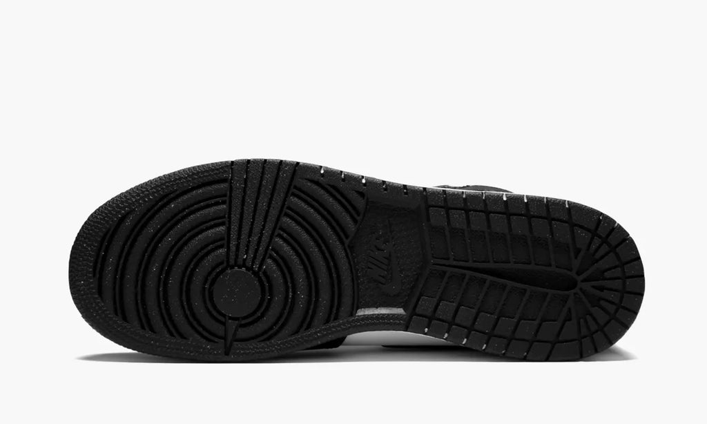 Air Jordan 1 High sneakers: Top 1 Premium Black & White Luxury Edition