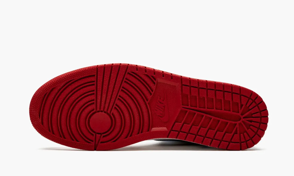 Air Jordan 1 Fearless Retro High OG: The 1 Ultimate Luxury Sneaker