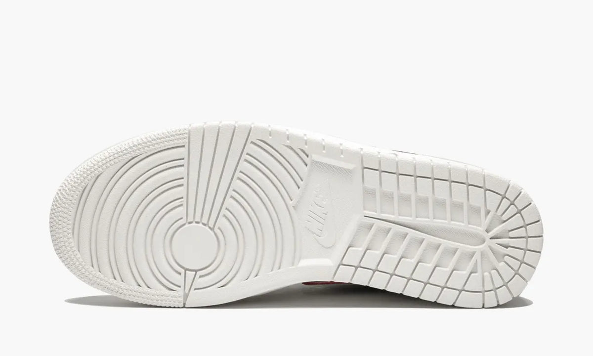 Air Jordan 1 Retro High Phantom: The Ultimate 2024 Premium Sneaker