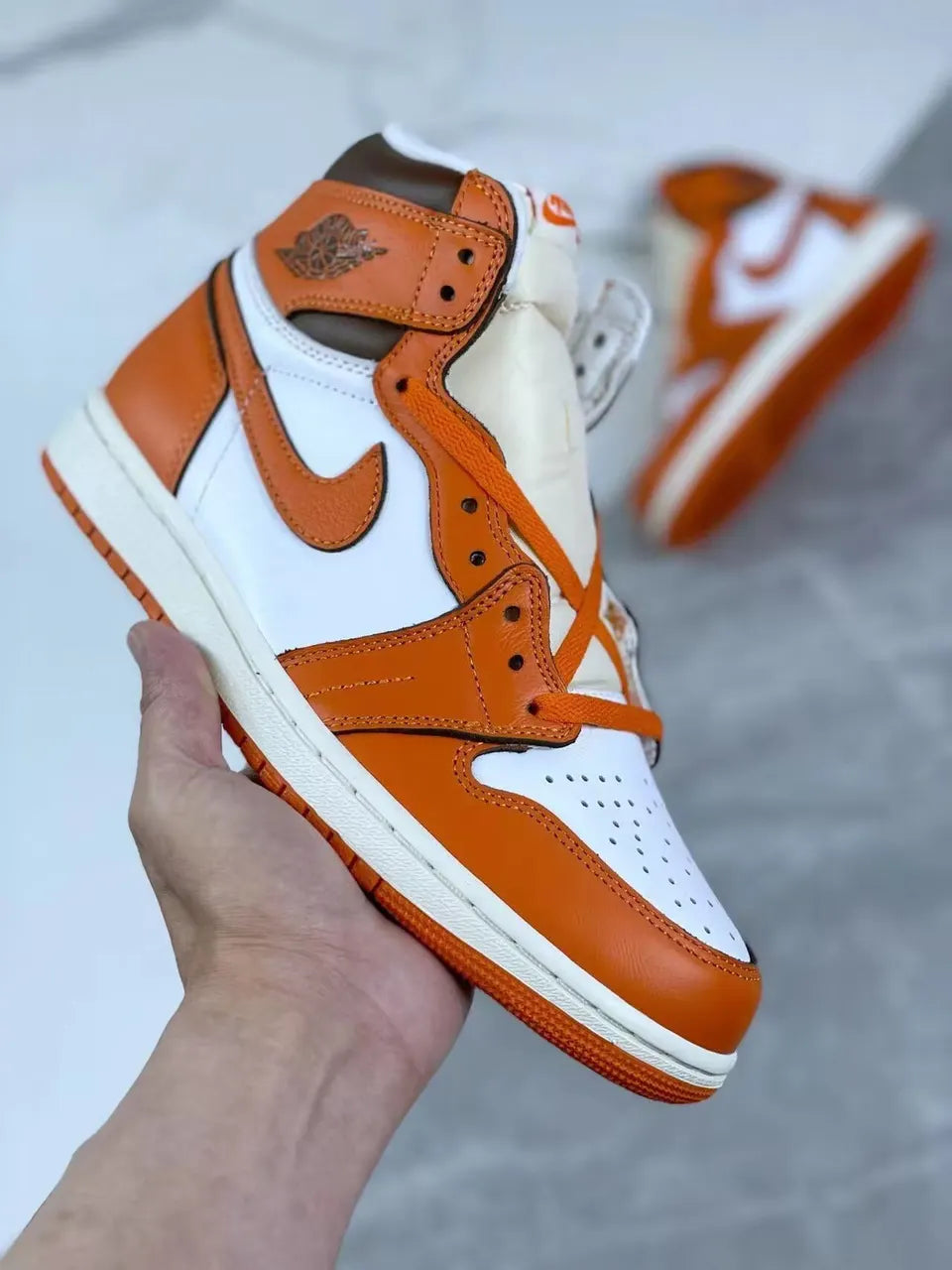Air Jordan 1 Starfish - Hình 3