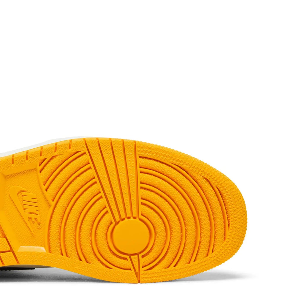 Air Jordan 1 Taxi Premium High OG Sneakers – 2024 Ultimate Retro Edition