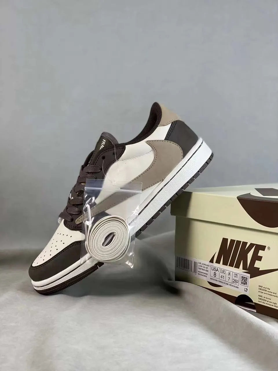 nike Air Jordan 1 Low Grey - Hình 4